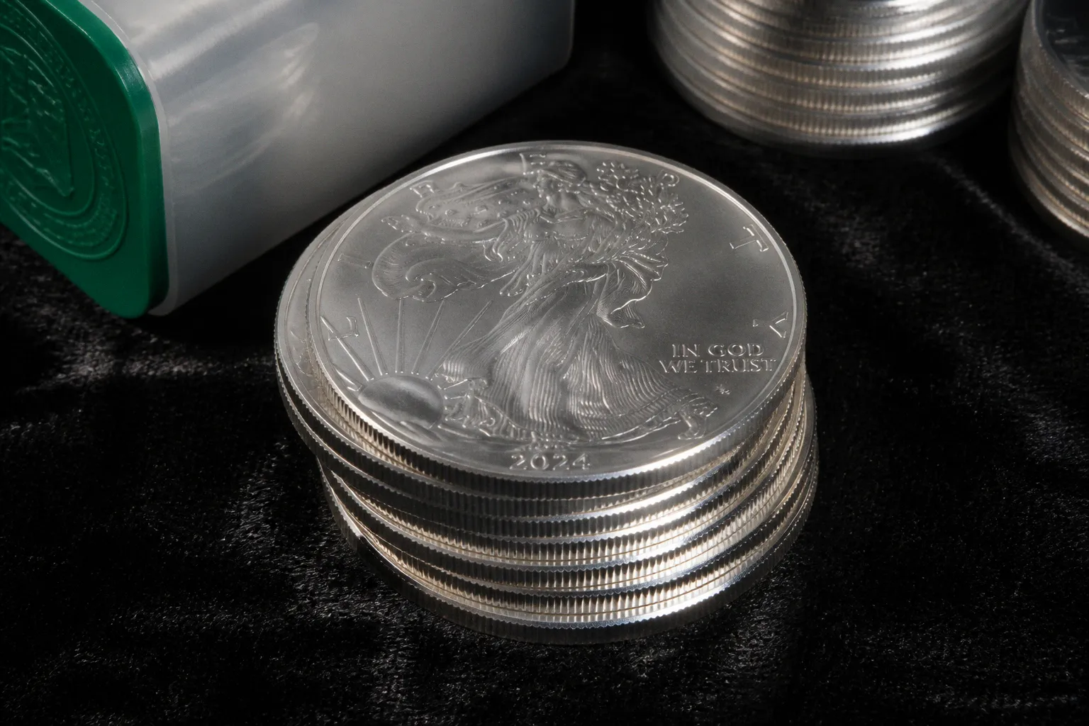 Silver bullion coins: how to buy with lowest premiums